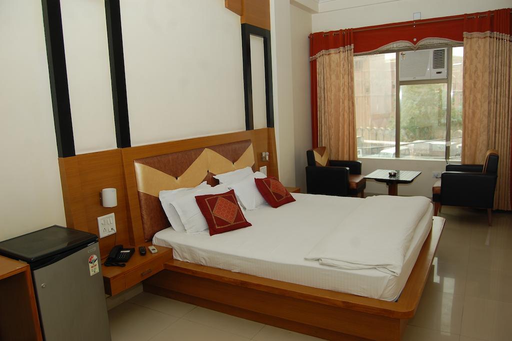 Metro Palace Hotell Bikaner Eksteriør bilde